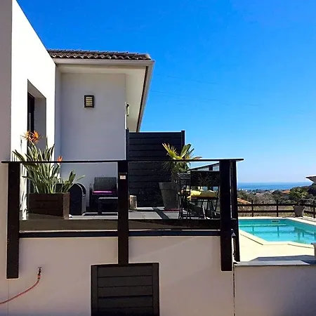 Au Bien Etre Bed & Breakfast