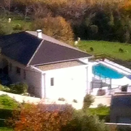Au Bien Etre Bed & Breakfast 4*